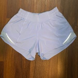 ✨SOLD✨Lululemon Hotty Hot shorts